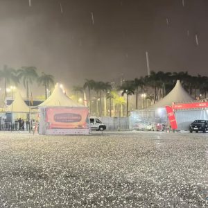 Granizo caiu forte em Florianópolis e região